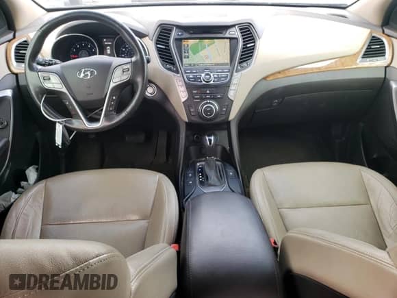 2016 Hyundai Santa Fe SE z VIN KM8SR4HF0GU140479, wystawiony jako Copart lot #66385785 z przebiegiem 85 013 mil mil oraz Szkoda całkowita • Salvage title. Historia ofert i sprzedaży dostępna na DreamBid. Obrazek 8.