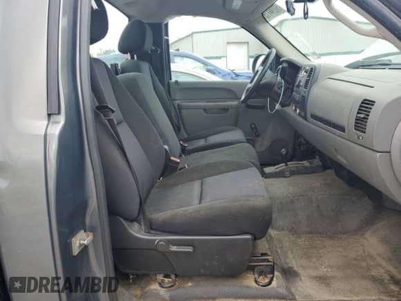 2011 GMC Sierra 1500 Work Truck z VIN 1GTN2TE0XBZ105489, wystawiony jako Copart lot #60277115 z przebiegiem 158 408 mil mil oraz Szkoda całkowita • Salvage title. Historia ofert i sprzedaży dostępna na DreamBid. Obrazek 10.