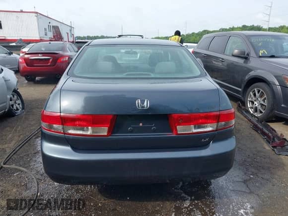 2003 Honda Accord LX with VIN 1HGCM55343A011455, listed as a IAAI auction lot 42434929 with 129,833 mi miles and . Bid and sale history available at DreamBid. Image 16.