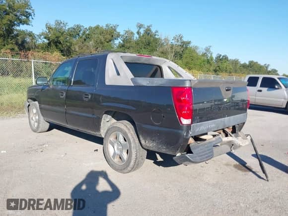 2004 Chevrolet Avalanche с VIN 3GNEC12T24G300397, выставлен на аукционе IAAI как лот 43434356 с пробегом 235 337 миль миль и . История ставок и продаж доступна на DreamBid. Изображение 3.