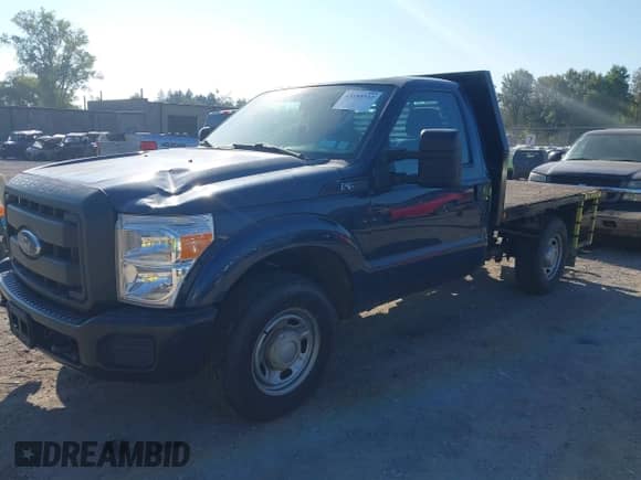 2016 Ford F-250 XL z VIN 1FTBF2A67GEB17190, wystawiony jako IAAI lot #43193332 z przebiegiem 43 854 mil mil oraz . Historia ofert i sprzedaży dostępna na DreamBid. Obrazek 2.