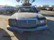 1985 Mercedes-Benz 380 with VIN WDBCA32C8FA111786, listed as a Copart auction lot 41853635 with 206,243 mi miles and Salvage title. Bid and sale history available at DreamBid. Image 5.