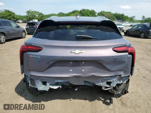 2024 Chevrolet Blazer EV eAWD LT z VIN 3GNKDBRJ5RS212460, wystawiony jako Copart lot #59594495 z przebiegiem 19 164 mil mil oraz Szkoda całkowita • Salvage title. Historia ofert i sprzedaży dostępna na DreamBid. Obrazek 6.