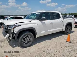 2025 Toyota Tundra SR with VIN 5TFLA5AB9SX043172, listed as a Copart auction lot 66811315 with 7,494 mi miles and Salvage title. Bid and sale history available at DreamBid. Image 1.