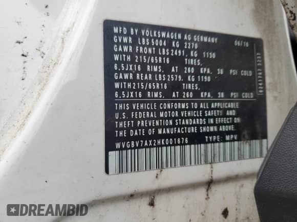 2017 Volkswagen Tiguan S с VIN WVGBV7AX2HK001676, выставлен на аукционе Copart как лот 83868875 с пробегом 113 101 миль миль и Списание • Salvage title. История ставок и продаж доступна на DreamBid. Изображение 13.