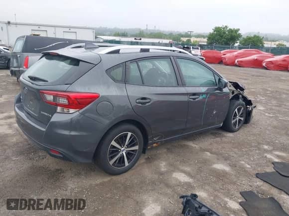 2021 Subaru Impreza Premium with VIN 4S3GTAD64M3712297, listed as a IAAI auction lot 42461079 with 65,492 mi miles and . Bid and sale history available at DreamBid. Image 4.