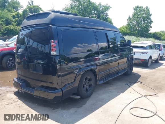 2005 Chevrolet Express Cargo YF7 Upfitter с VIN 1GBFH15T151202640, выставлен на аукционе IAAI как лот 42709781 с пробегом 100 751 миль миль и . История ставок и продаж доступна на DreamBid. Изображение 4.