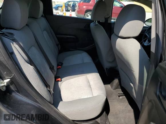 2020 Chevrolet Sonic LT z VIN 1G1JG6SB2L4120048, wystawiony jako Copart lot #68727185 z przebiegiem 83 735 mil mil oraz Szkoda całkowita • Salvage title. Historia ofert i sprzedaży dostępna na DreamBid. Obrazek 10.