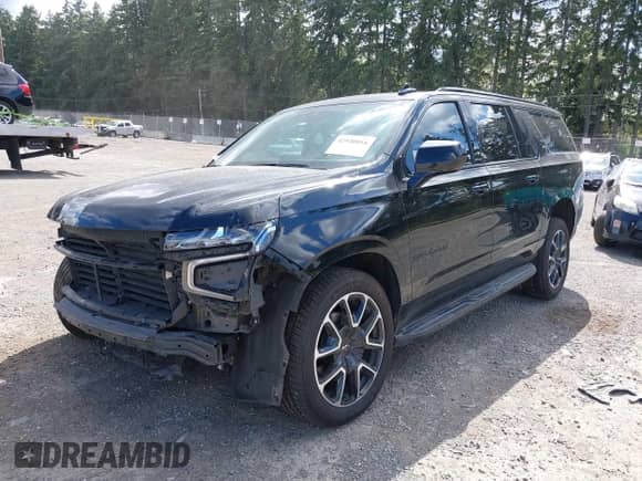 2022 Chevrolet Suburban RST с VIN 1GNSKEKD5NR148381, выставлен на аукционе IAAI как лот 42940816 с пробегом 71 908 миль миль и . История ставок и продаж доступна на DreamBid. Изображение 18.