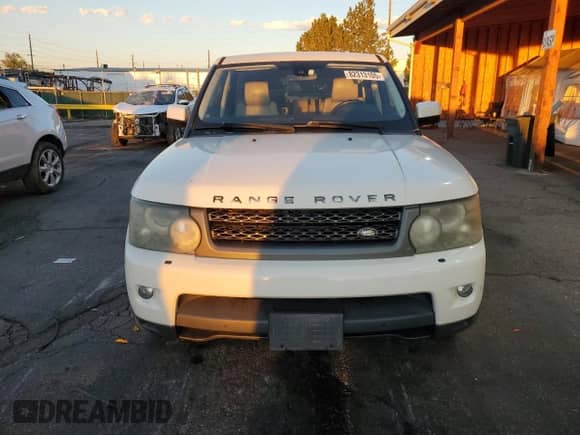 2010 Land Rover Range Rover Sport HSE with VIN SALSF2D46AA227049, listed as a Copart auction lot 82313105 with 173,517 mi miles and Clean title. Bid and sale history available at DreamBid. Image 5.