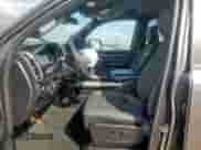 2020 Ram 1500 Lone Star z VIN 1C6RREFTXLN354005, wystawiony jako Copart lot #90467655 z przebiegiem 57 392 mil mil oraz Szkoda całkowita • Salvage title. Historia ofert i sprzedaży dostępna na DreamBid. Obrazek 7.