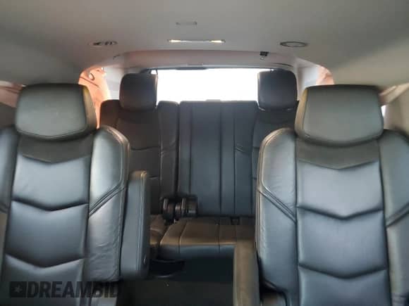 2019 Cadillac Escalade ESV Luxury with VIN 1GYS4HKJ8KR308303, listed as a Copart auction lot 81151005 with 130,520 mi miles and Salvage title. Bid and sale history available at DreamBid. Image 10.