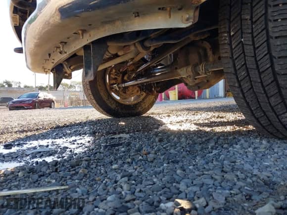 2016 Ford F-250 Lariat z VIN 1FT7W2BT5GEC99353, wystawiony jako IAAI lot #43440778 z przebiegiem 171 979 mil mil oraz . Historia ofert i sprzedaży dostępna na DreamBid. Obrazek 17.