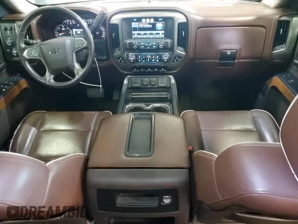 2014 Chevrolet Silverado 1500 High Country с VIN 3GCUKTEJ6EG480448, выставлен на аукционе Copart как лот 68707985 с пробегом 186 075 миль миль и Списание • Salvage title. История ставок и продаж доступна на DreamBid. Изображение 8.