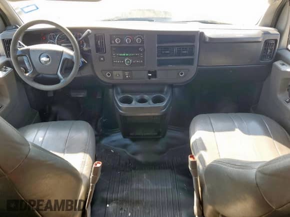 2009 Chevrolet Express Passenger z VIN 1GAHG39K591113432, wystawiony jako Copart lot #71680385 z przebiegiem 89 369 mil mil oraz Czysty tytuł • Clean title. Historia ofert i sprzedaży dostępna na DreamBid. Obrazek 8.