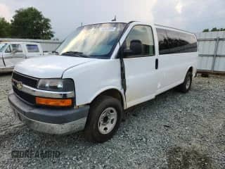 2015 Chevrolet Express Passenger LT с VIN 1GAZG1FG1F1159439, выставлен на аукционе Copart как лот 63643085 с пробегом Не указан миль и Списание • Salvage title. История ставок и продаж доступна на DreamBid. Изображение 1.