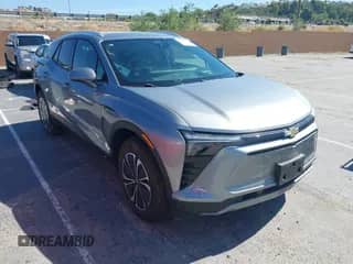 2024 Chevrolet Blazer EV eAWD LT с VIN 3GNKDBRJXRS266496, выставлен на аукционе IAAI как лот 42939589 с пробегом 9 497 миль миль и . История ставок и продаж доступна на DreamBid. Изображение 1.