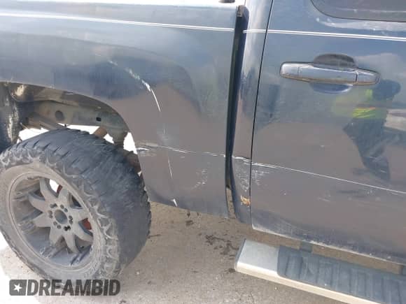 2008 Chevrolet Silverado 1500 LTZ with VIN 2GCEK133881111214, listed as a IAAI auction lot 41986926 with 215,979 mi miles and . Bid and sale history available at DreamBid. Image 17.
