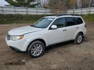 2011 Subaru Forester X Premium with VIN JF2SHADC4BH754066, listed as a Copart auction lot 90314375 with 105,277 mi miles and Clean title. Bid and sale history available at DreamBid. Image 1.