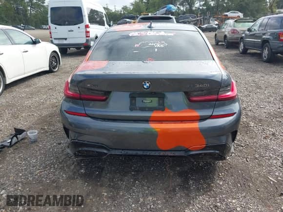 2022 BMW 3 Series M340i xDrive z VIN 3MW5U9J01N8C50466, wystawiony jako IAAI lot #43221461 z przebiegiem 42 914 mil mil oraz . Historia ofert i sprzedaży dostępna na DreamBid. Obrazek 16.