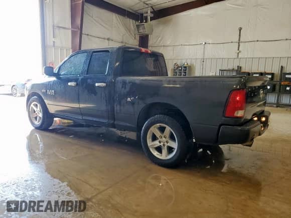 2013 Ram 1500 Express z VIN 1C6RR6FT0DS558398, wystawiony jako Copart lot #68898085 z przebiegiem 158 957 mil mil oraz Czysty tytuł • Clean title. Historia ofert i sprzedaży dostępna na DreamBid. Obrazek 2.