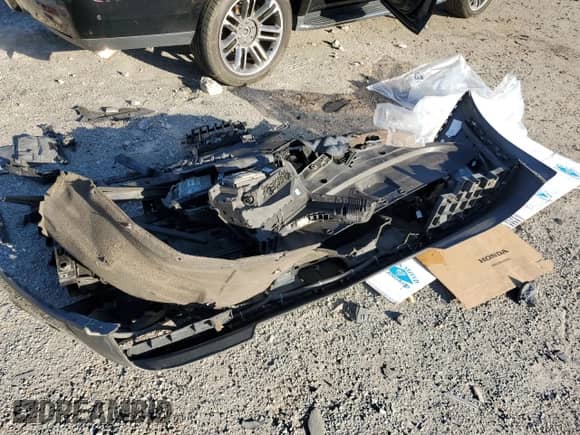 2017 Cadillac Escalade ESV Luxury с VIN 1GYS4HKJXHR145971, выставлен на аукционе Copart как лот 48199984 с пробегом 67 422 миль миль и Списание • Salvage title. История ставок и продаж доступна на DreamBid. Изображение 13.