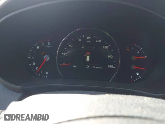 2016 Kia Sorento SXL with VIN 5XYPKDA50GG169305, listed as a IAAI auction lot 43435191 with 123,949 mi miles and . Bid and sale history available at DreamBid. Image 7.