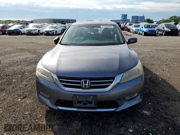 2013 Honda Accord Touring с VIN 1HGCR3F90DA028618, выставлен на аукционе Copart как лот 63485065 с пробегом 201 217 миль миль и Списание • Salvage title. История ставок и продаж доступна на DreamBid. Изображение 5.