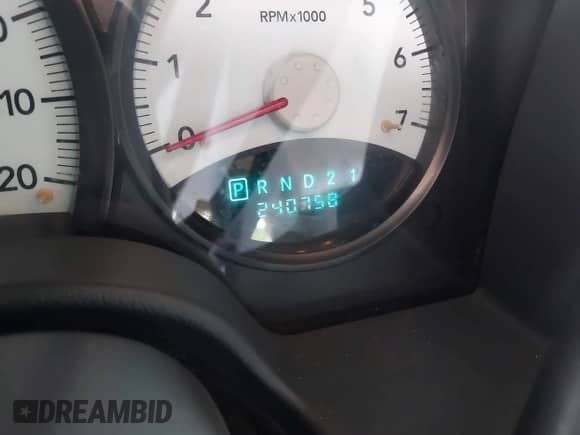2006 Dodge Durango SXT with VIN 1D4HD38K86F167603, listed as a IAAI auction lot 42326622 with 240,758 mi miles and . Bid and sale history available at DreamBid. Image 15.