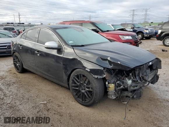 2016 Volvo S60 T6 R-Design Platinum с VIN YV1902TS5G1400876, выставлен на аукционе Copart как лот 87067904 с пробегом 80 604 миль миль и Списание • Salvage title. История ставок и продаж доступна на DreamBid. Изображение 4.