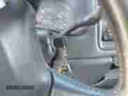 2002 Chevrolet Silverado 2500HD LT с VIN 1GCHK29112E303783, выставлен на аукционе IAAI как лот 42798214 с пробегом Не указан миль и . История ставок и продаж доступна на DreamBid. Изображение 11.