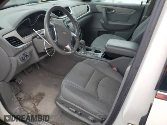 2015 Chevrolet Traverse LT with VIN 1GNKRHKD3FJ130362, listed as a Copart auction lot 90465135 with 220,232 mi miles and Salvage title. Bid and sale history available at DreamBid. Image 7.