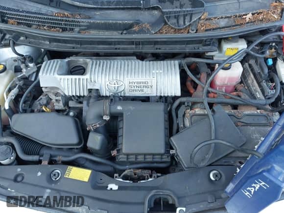 2011 Toyota Prius III with VIN JTDKN3DU8B5332721, listed as a IAAI auction lot 43203266 with 188,556 mi miles and . Bid and sale history available at DreamBid. Image 10.