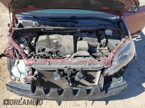 2017 Toyota Sienna SE with VIN 5TDXZ3DC4HS875844, listed as a Copart auction lot 84577465 with 165,613 mi miles and Clean title. Bid and sale history available at DreamBid. Image 12.