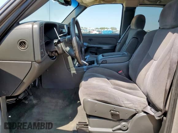 2003 GMC Sierra 1500 SLE с VIN 2GTEC19T131241185, выставлен на аукционе Copart как лот 80162765 с пробегом 248 555 миль миль и Списание • Salvage title. История ставок и продаж доступна на DreamBid. Изображение 7.