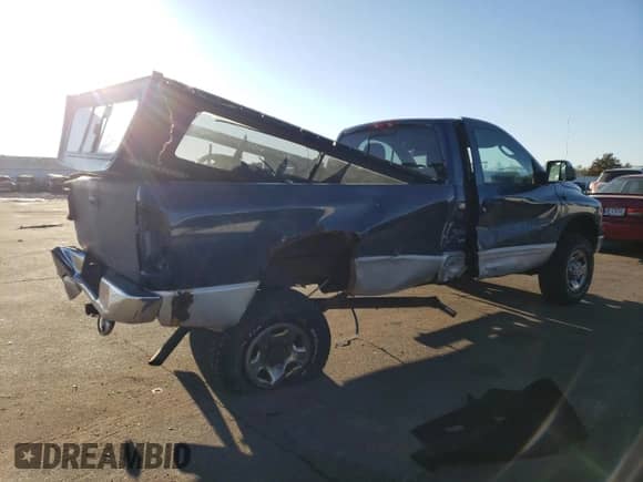 2004 Dodge 2500 SLT with VIN 3D7KU26D14G139421, listed as a Copart auction lot 42533645 with 146,935 mi miles and Salvage title. Bid and sale history available at DreamBid. Image 3.