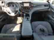 2021 Toyota Camry LE z VIN 4T1C11AK7MU439450, wystawiony jako Copart lot #84234935 z przebiegiem 24 437 mil mil oraz Szkoda całkowita • Salvage title. Historia ofert i sprzedaży dostępna na DreamBid. Obrazek 8.