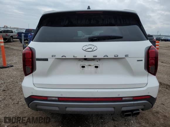 2023 Hyundai Palisade SEL with VIN KM8R2DGE3PU526177, listed as a Copart auction lot 66593254 with 32,165 mi miles and Salvage title. Bid and sale history available at DreamBid. Image 6.