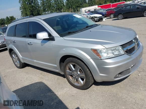 2009 Dodge Journey R/T z VIN 3D4GG67V29T557722, wystawiony jako IAAI lot #43063766 z przebiegiem 165 344 mil mil oraz . Historia ofert i sprzedaży dostępna na DreamBid. Obrazek 1.