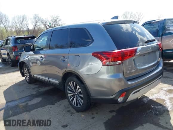 2020 Mitsubishi Outlander SE z VIN JA4AD3A3XLZ024187, wystawiony jako IAAI lot #41915579 z przebiegiem 119 722 mil mil oraz . Historia ofert i sprzedaży dostępna na DreamBid. Obrazek 3.