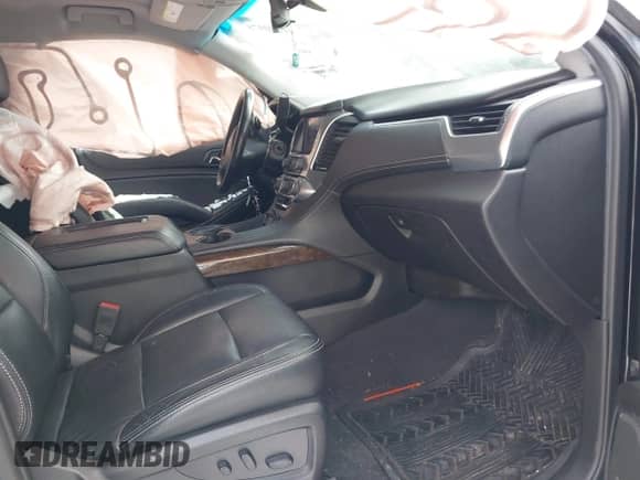 2019 Chevrolet Tahoe LS with VIN 1GNSKAKC9KR336283, listed as a IAAI auction lot 41280975 with 85,682 mi miles and . Bid and sale history available at DreamBid. Image 5.