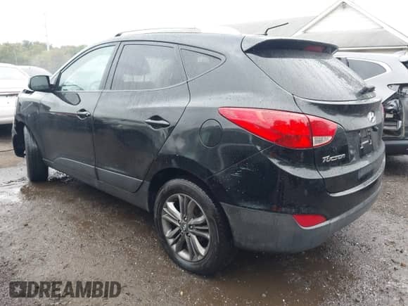 2015 Hyundai Tucson SE with VIN KM8JU3AG0FU064364, listed as a IAAI auction lot 43380228 with 202,350 mi miles and . Bid and sale history available at DreamBid. Image 3.