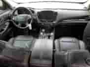 2018 Chevrolet Traverse Premier z VIN 1GNERKKW8JJ104361, wystawiony jako Copart lot #71651405 z przebiegiem 154 557 mil mil oraz Czysty tytuł • Clean title. Historia ofert i sprzedaży dostępna na DreamBid. Obrazek 8.