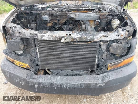 2004 Chevrolet Express Cargo с VIN 1GCGG29VX41203790, выставлен на аукционе IAAI как лот 42544137 с пробегом 95 779 миль миль и . История ставок и продаж доступна на DreamBid. Изображение 10.