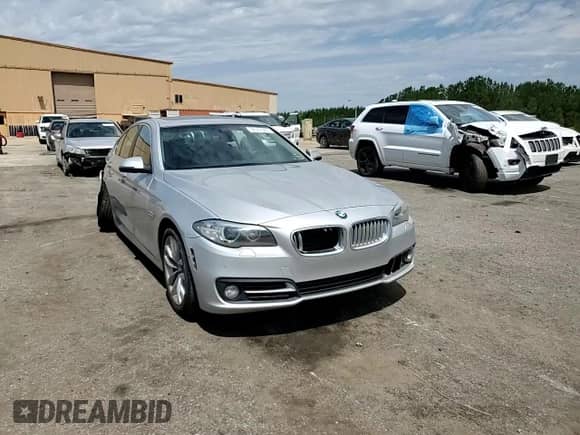 2016 BMW 5 Series 550i z VIN WBAKN9C53GD962850, wystawiony jako Copart lot #58147585 z przebiegiem 149 381 mil mil oraz Szkoda całkowita • Salvage title. Historia ofert i sprzedaży dostępna na DreamBid. Obrazek 13.
