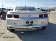 2012 Chevrolet Camaro 1LT z VIN 2G1FF1E32C9160336, wystawiony jako Copart lot #71129015 z przebiegiem 130 329 mil mil oraz Szkoda całkowita • Salvage title. Historia ofert i sprzedaży dostępna na DreamBid. Obrazek 6.
