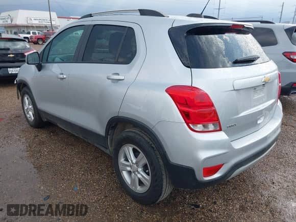 2022 Chevrolet Trax LT с VIN KL7CJLSM3NB536753, выставлен на аукционе IAAI как лот 42363356 с пробегом 51 708 миль миль и . История ставок и продаж доступна на DreamBid. Изображение 3.