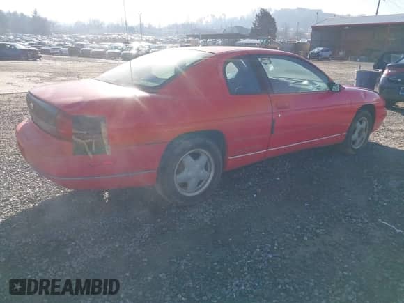 1996 Chevrolet Monte Carlo LS z VIN 2G1WW12M9T9156247, wystawiony jako IAAI lot #41434335 z przebiegiem 126 578 mil mil oraz . Historia ofert i sprzedaży dostępna na DreamBid. Obrazek 4.