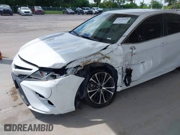 2019 Toyota Camry LE с VIN 4T1B11HK9KU798832, выставлен на аукционе IAAI как лот 43198815 с пробегом 85 282 миль миль и . История ставок и продаж доступна на DreamBid. Изображение 6.