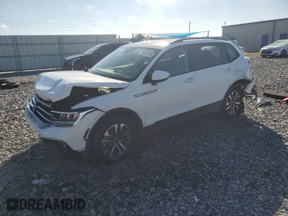 2024 Volkswagen Tiguan S с VIN 3VVRB7AX4RM208190, выставлен на аукционе Copart как лот 87431665 с пробегом 8 938 миль миль и На запчасти • Non repairable. История ставок и продаж доступна на DreamBid. Изображение 1.